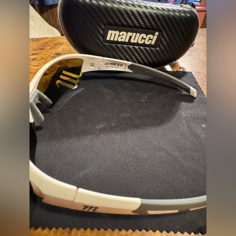 Marucci MV108 2.0 Performance Sunglasses - Picture 4 of 9